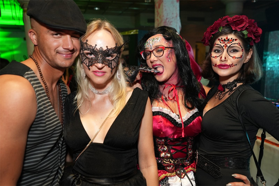 Black Pearl Chicago Halloween Party Cruise