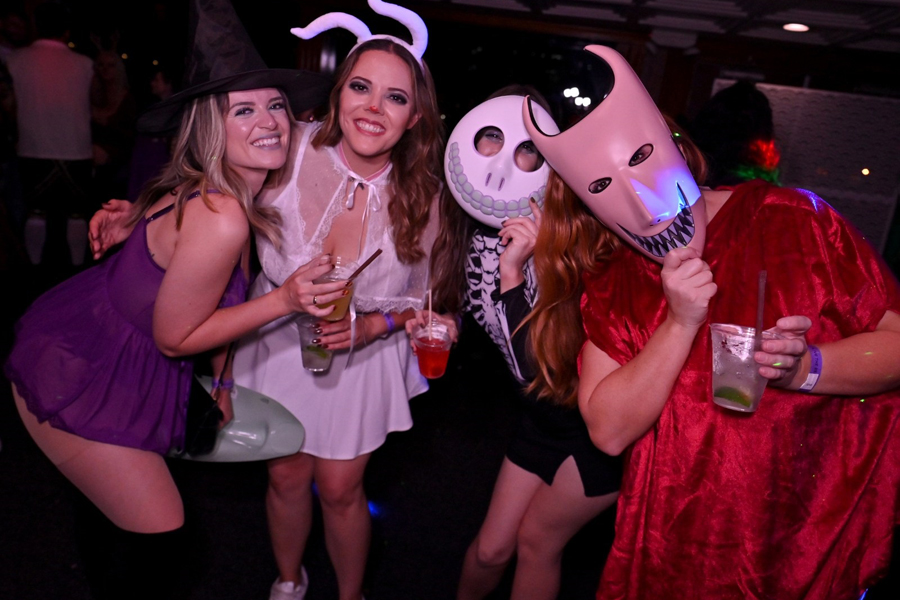 Black Pearl Portland Halloween Party Cruise 2025