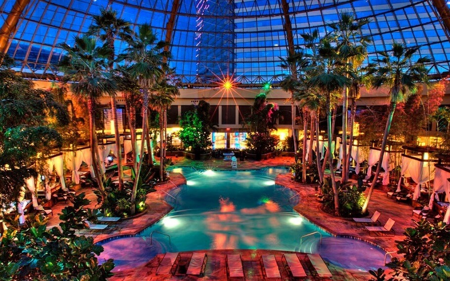 Pool After Dark at Harrah's Atlantic City