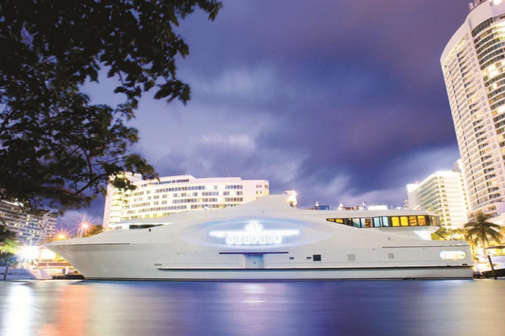 Seafair Mega Yacht Vip Nightlife