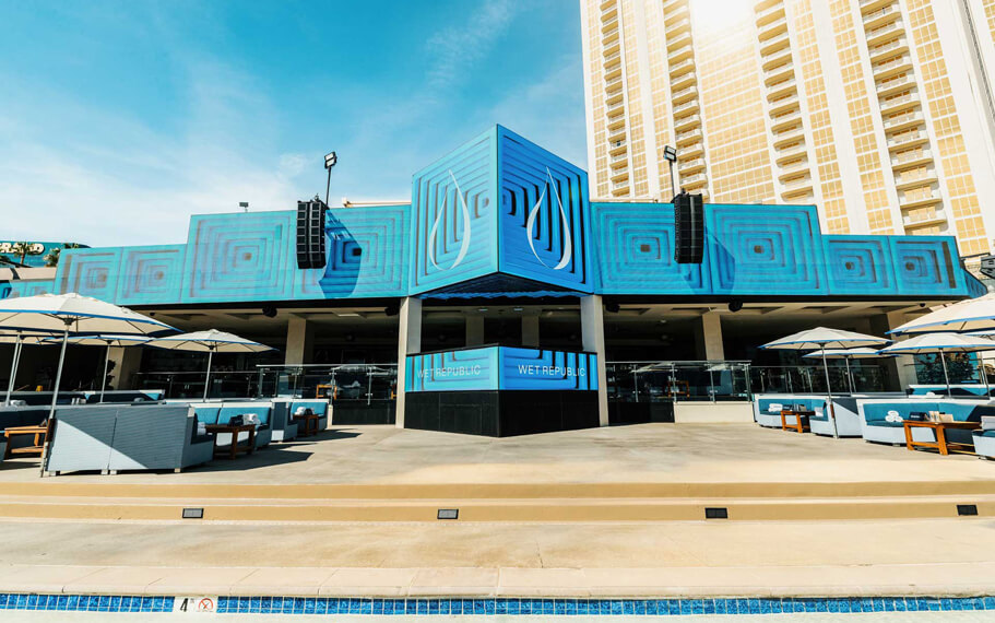 Wet Republic Ultra Pool at MGM Grand, Las Vegas